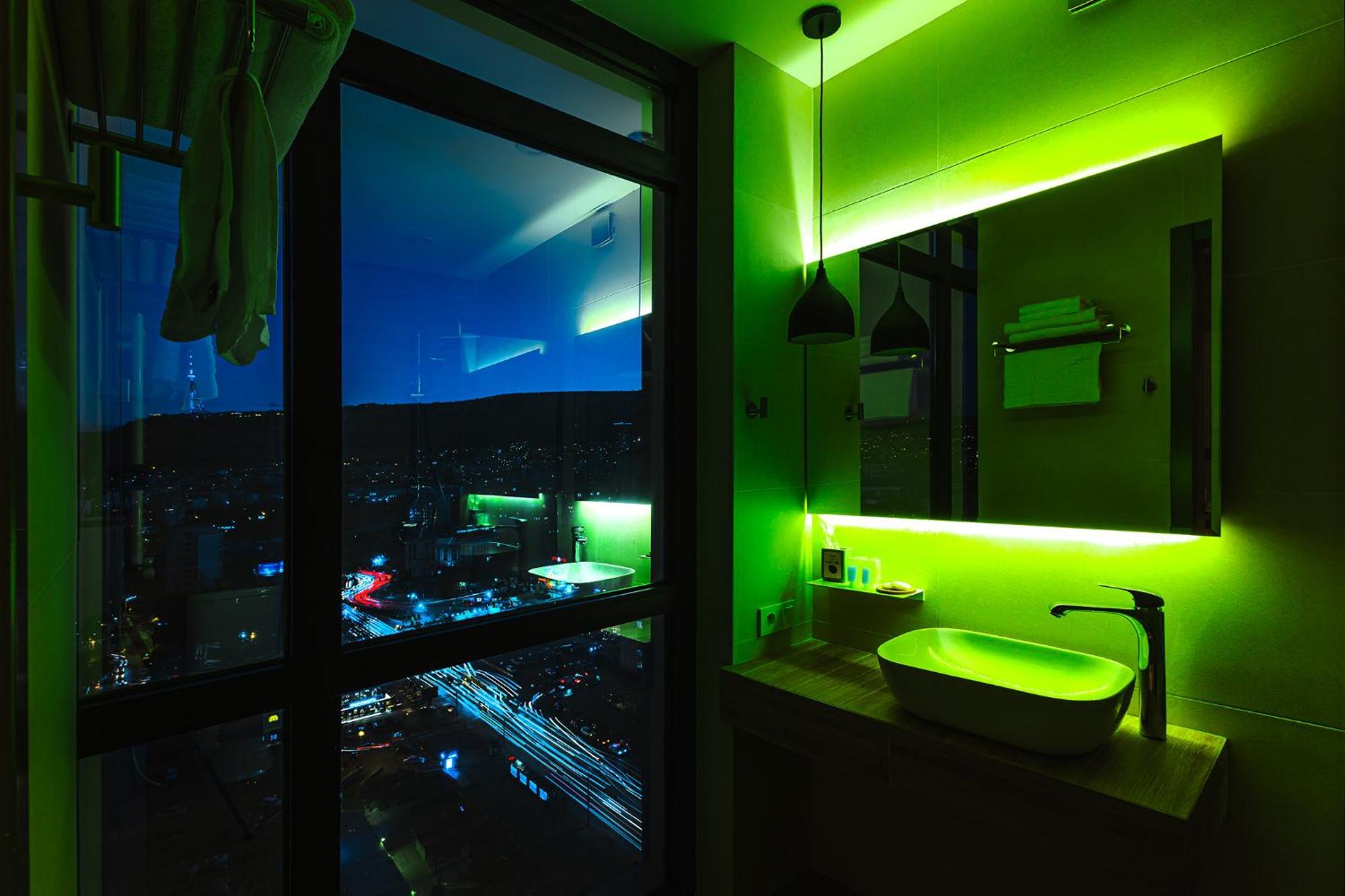 Hotel Sky Station Tbilisi Exteriér fotografie