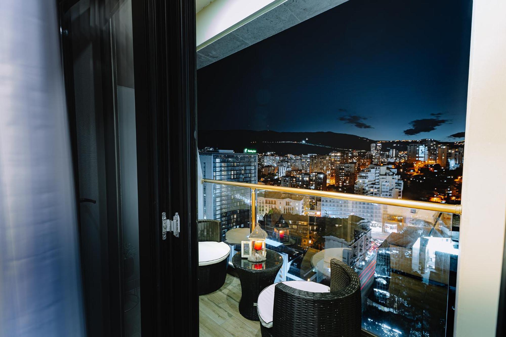 Hotel Sky Station Tbilisi Exteriér fotografie